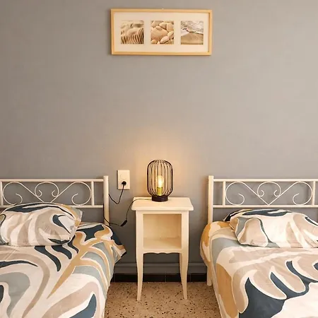 - Veranda & Calme Holiday home Barras